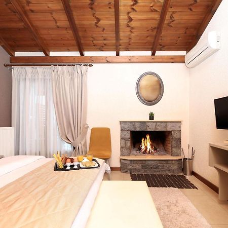 Asimina Guesthouse, Eptalofos Parnassos Extérieur photo