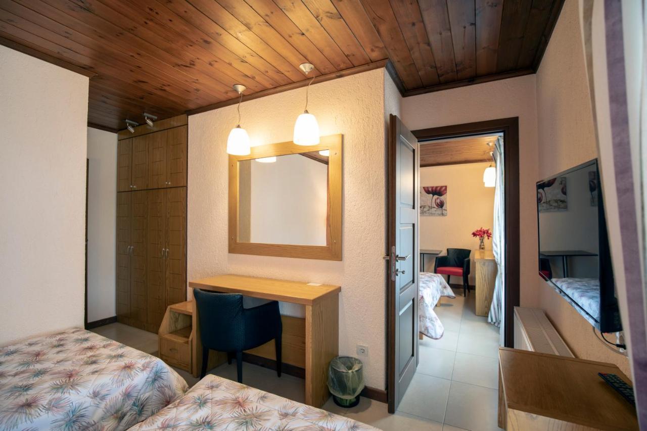 Asimina Guesthouse, Eptalofos Parnassos Extérieur photo