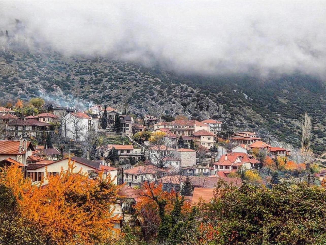Asimina Guesthouse, Eptalofos Parnassos Extérieur photo