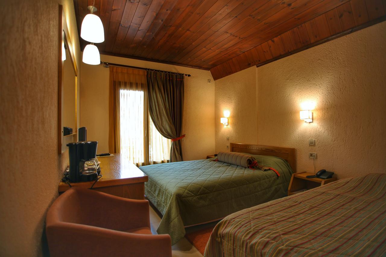 Asimina Guesthouse, Eptalofos Parnassos Extérieur photo
